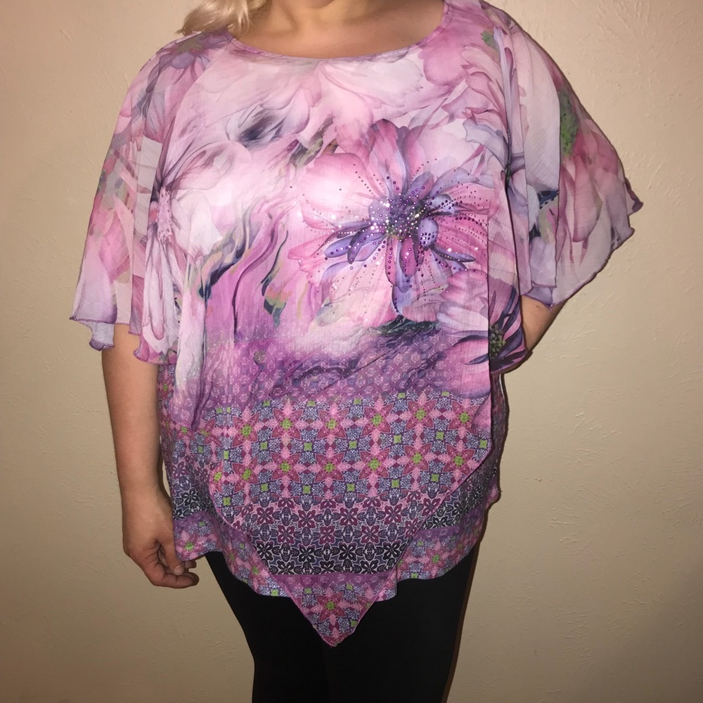 AVENUE PURPLE PINK FLORAL TOP SIZE 18/20